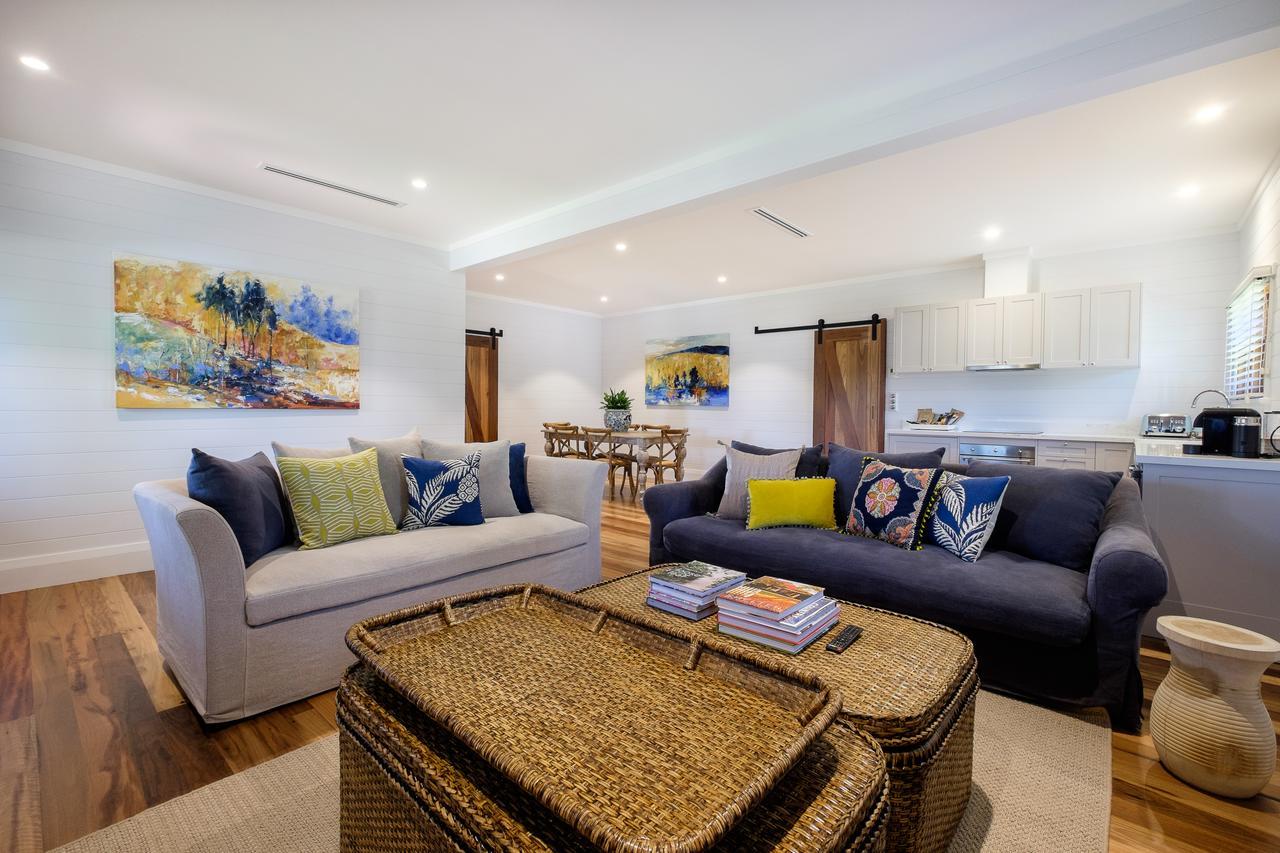 Goonoo Goonoo Station Hotel Tamworth Buitenkant foto The interior of a typical apartment at the hotel
