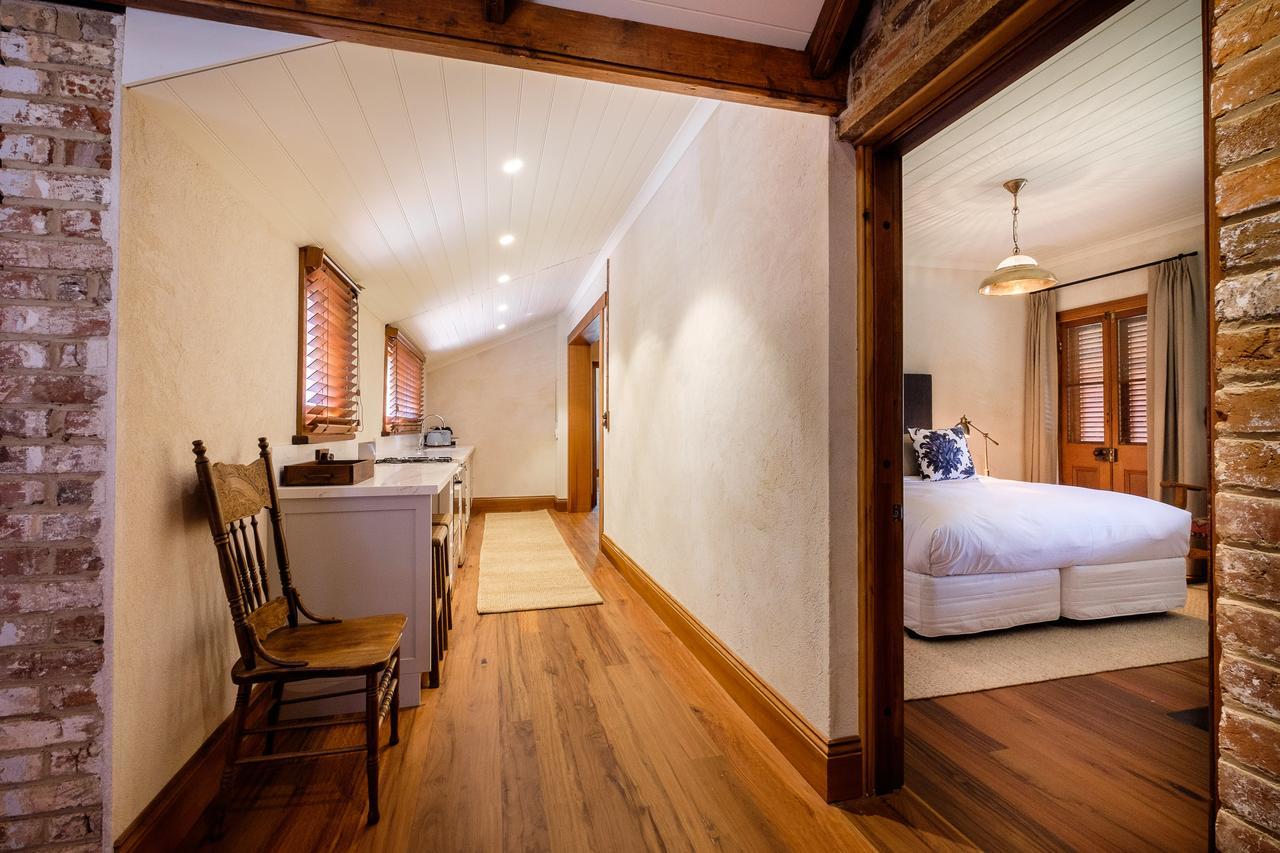 Goonoo Goonoo Station Hotel Tamworth Buitenkant foto A suite at the Inn