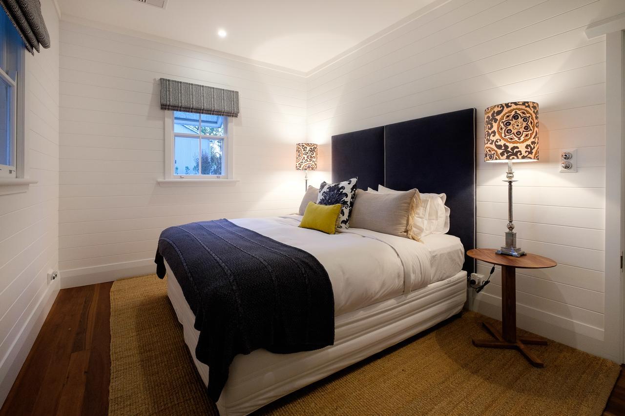 Goonoo Goonoo Station Hotel Tamworth Buitenkant foto A bedroom at the hotel