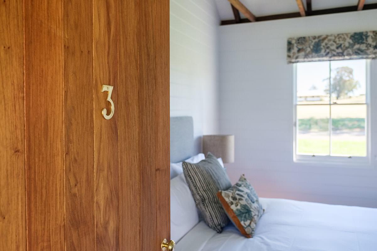 Goonoo Goonoo Station Hotel Tamworth Buitenkant foto Room 3